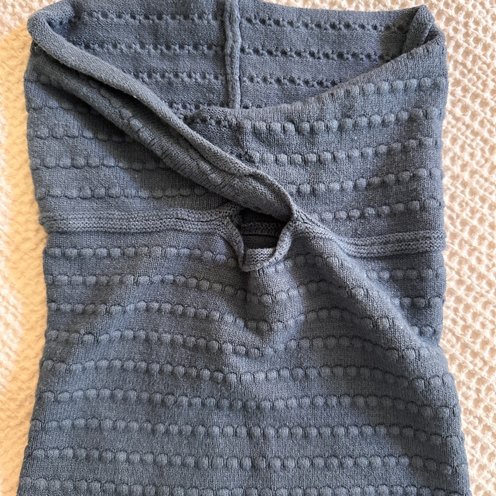 Subdued Blue Knit Tube Top